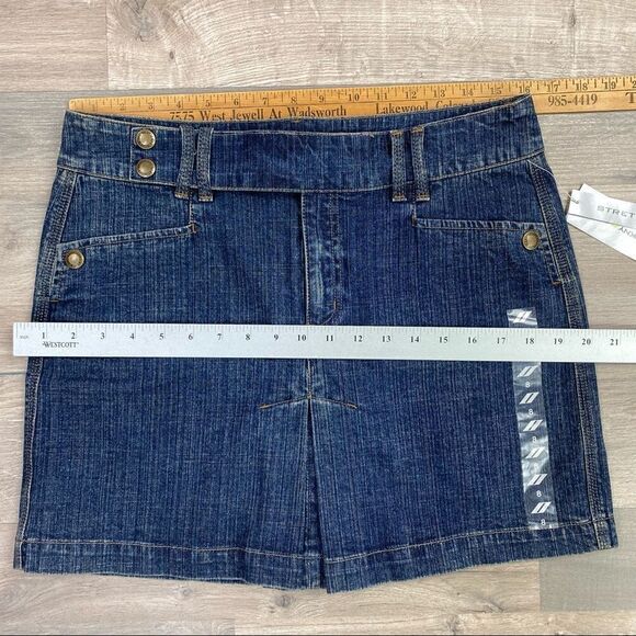 DKNY Jeans Pleated Stretch Denim Mini Skirt 8 Blue NWT - Picture 6 of 9